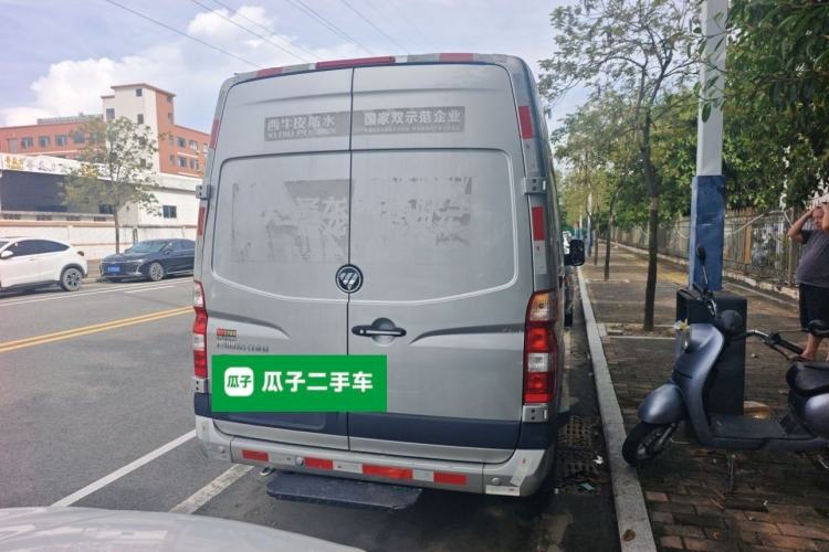 Used Foton Toano 2024 Geely Xing Multi-Function 2.0T Automatic Long Wheelbase Mid-Roof Design with Single Rear Tire and 3 Seating Capacity Rear
