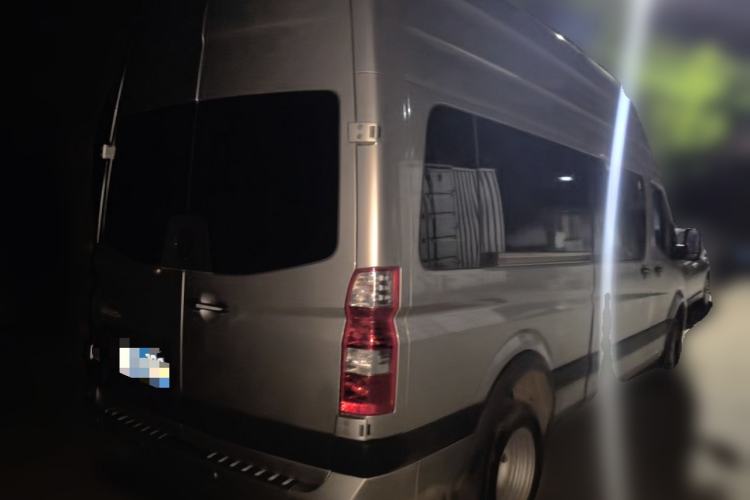 Used Foton Toano 2024 Tuyano Pro Multi-Function Vehicle Cummins 2.8T Manual Transmission Rear-Wheel Drive Long Wheelbase Mid-Height Roof with Dual Rear Tires—Available in 5/6/7/9-Seater Configurations Rear Right 45 Deg