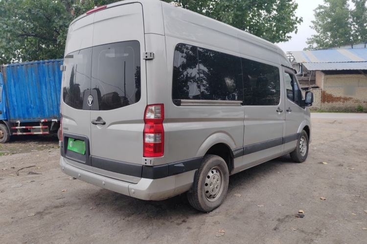 Used Foton Toano 2024 Geely Multi-Function 2.0T Manual Long Wheelbase High-Roof Single Rear Tire 5/6/7/9-Seater Rear Right 45 Deg