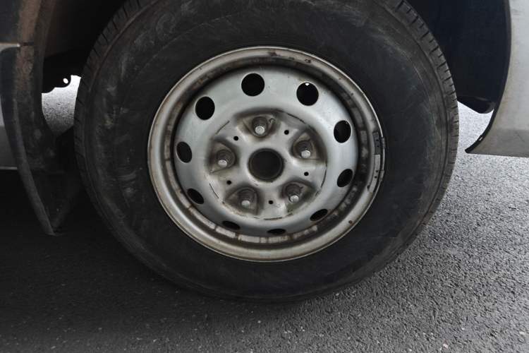 Used Foton Toano  Right Front Wheel Hub