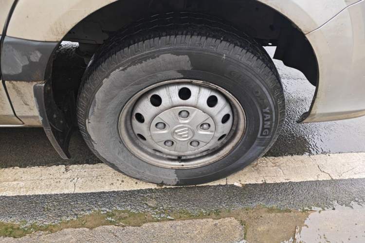 Used Foton Toano  Right Front Wheel Hub