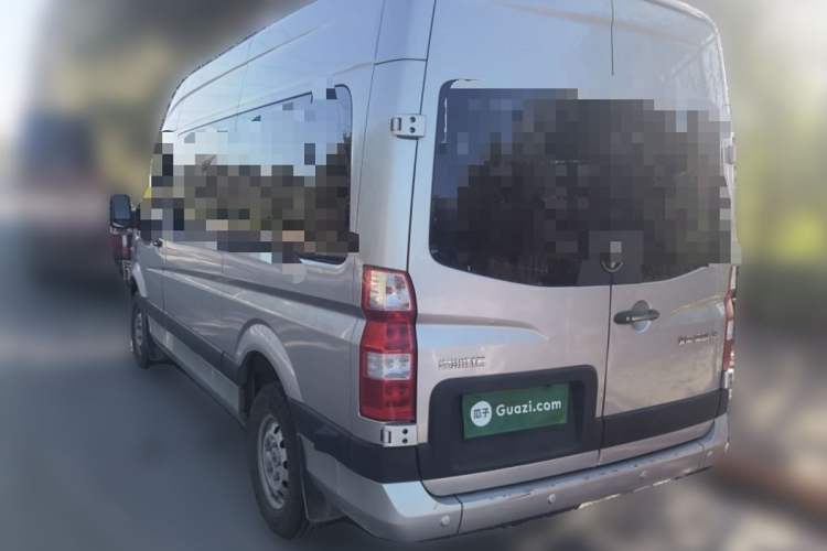 Used Foton Toano 2024 Joyear Multi-Function 2.0T Manual Long-Wheelbase Mid-Roof Model with Single Rear Tire Available in 5/6/7/9-Seater Configurations Roof