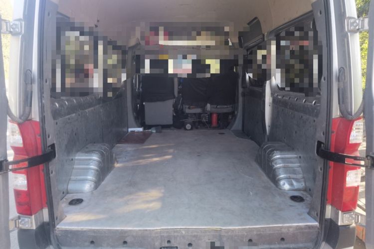 Used Foton Toano 2024 Joyear Multi-Function 2.0T Manual Long-Wheelbase Mid-Roof Model with Single Rear Tire Available in 5/6/7/9-Seater Configurations Trunk