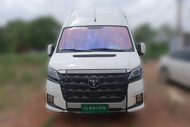 Used Foton Toano 2024 Geely Xianghuo 2.5T Manual Long Wheelbase Ultra-High Roof with Rear Dual Tires 3-Seater Front