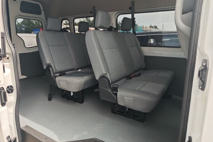 Used Foton Toano 2024 Joyear Multi-Function 2.0T Manual Long-Wheelbase Mid-Roof Model with Single Rear Tire Available in 5/6/7/9-Seater Configurations Left Rear Seat