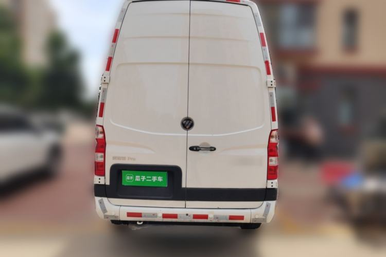 Used Foton Toano 2024 Tuyano Pro Van 2.5T Manual Rear-Drive Extended Wheelbase Mid-Roof Design Rear Dual Tires 3-Seater Rear