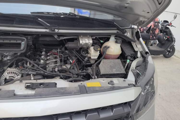 Used Foton Toano  Engine Bay Left