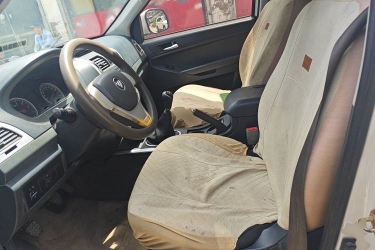 Used Foton Tunland 2013 2.4L Gasoline Two-Wheel Drive Champion Edition 4G69 Left Front Seat