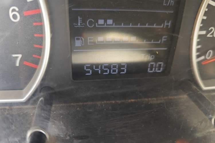 Used Foton Tunland 2013 2.4L Gasoline Two-Wheel Drive Champion Edition 4G69 Odometer Close Up