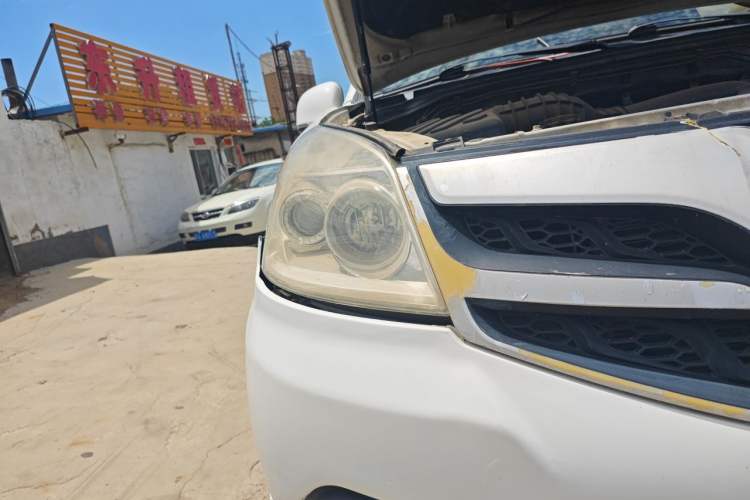 Used Foton Tunland 2013 2.4L Gasoline Two-Wheel Drive Champion Edition 4G69 Right Front Headlight