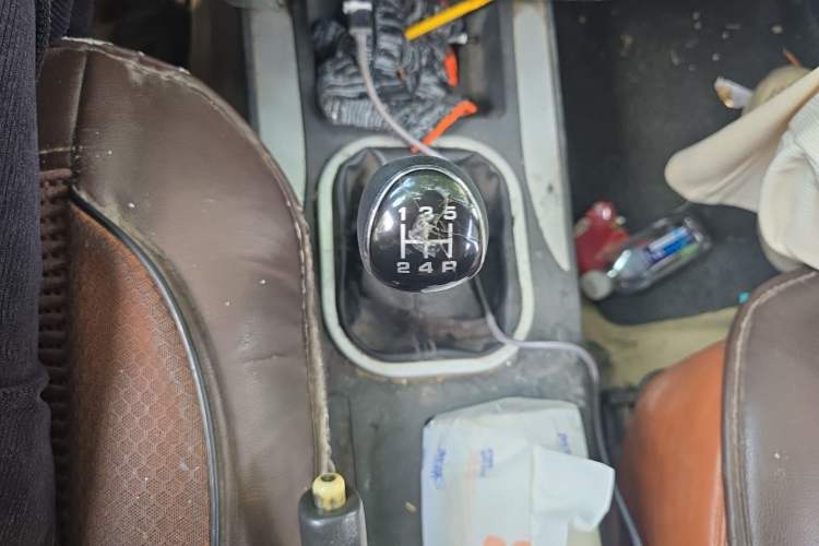 Used Foton Tunland 2014 2.8T Elite Edition BJ493ZLQ4 Gear Lever