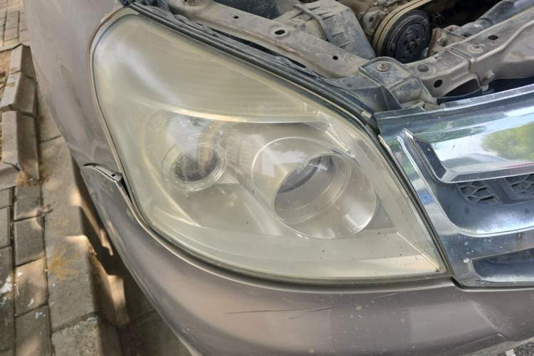 Used Foton Tunland 2014 2.8T Elite Edition BJ493ZLQ4 Right Front Headlight