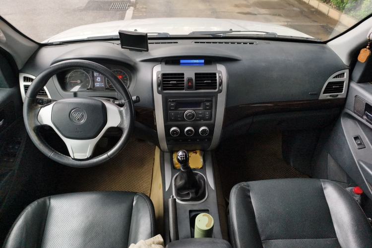 Used Foton Tunland  Center Console
