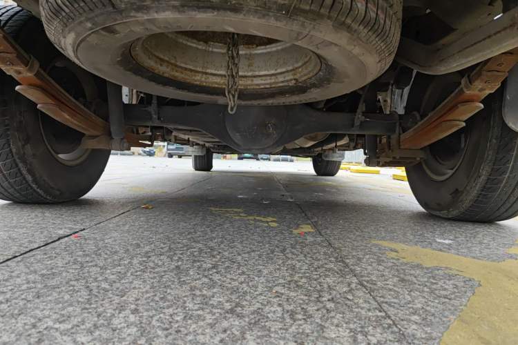 Used Foton Tunland 2014 2.8T Elite Edition BJ493ZLQ4 Chassis Rear