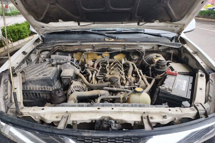 Used Foton Tunland  Engine Bay