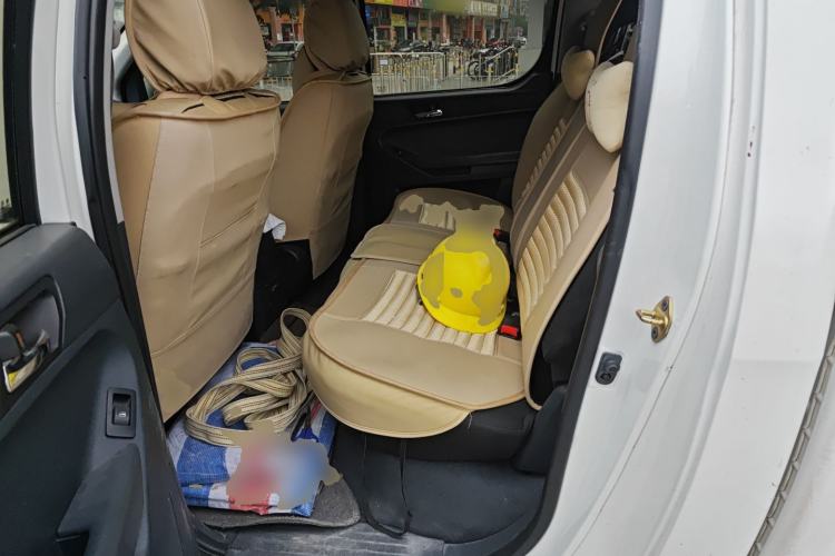 Used Foton Tunland 2014 2.8T Elite Edition BJ493ZLQ4 Left Rear Seat