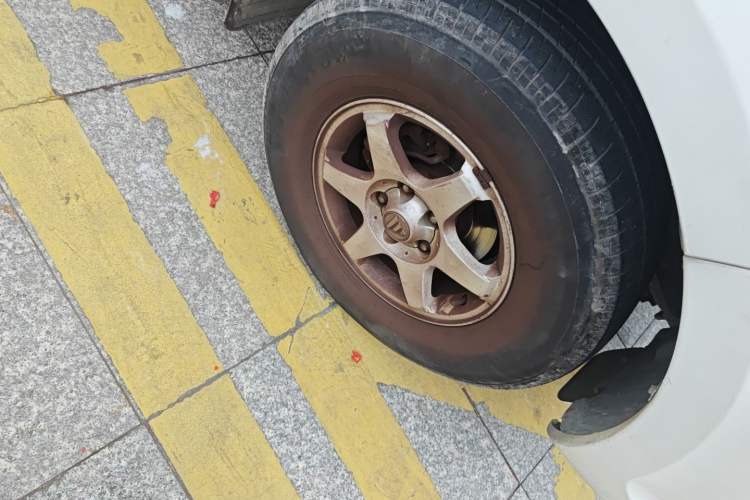 Used Foton Tunland 2014 2.8T Elite Edition BJ493ZLQ4 Right Front Wheel Hub