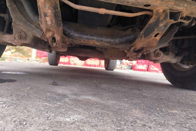 Used Foton Tunland 2015 2.8T E5 Diesel 2WD Comfort Edition BJ493ZLQ4 Chassis Front
