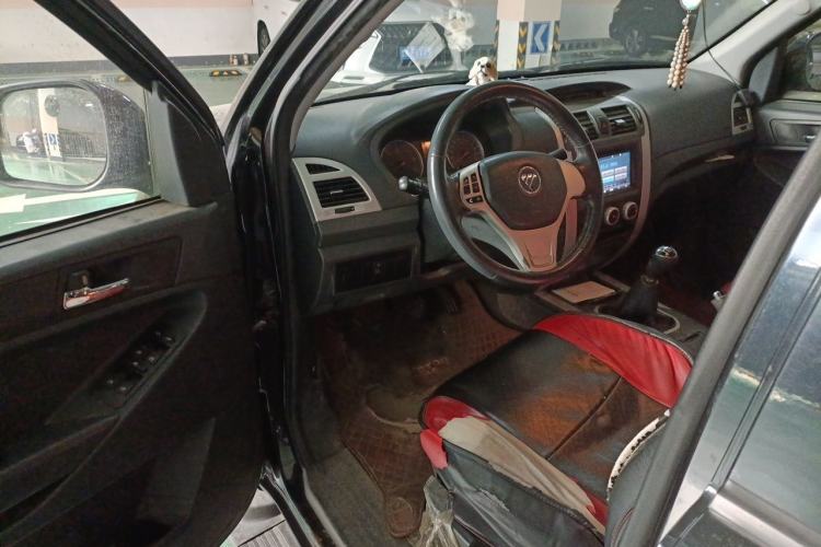 Used Foton Tunland 2015 2.8T E5 Diesel Two-Wheel-Drive Elite Edition BJ493ZLQ4 Driver Seat