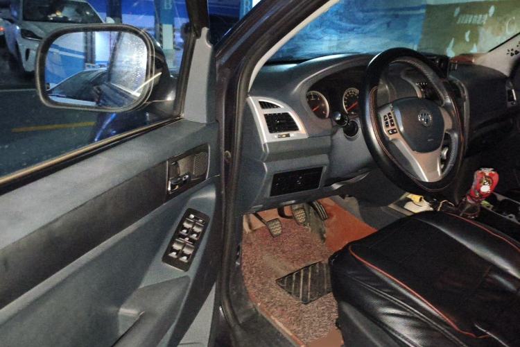 Used Foton Tunland 2015 2.8T Diesel Two-Wheel Drive Entry Version BJ493ZLQ4 Driver Seat