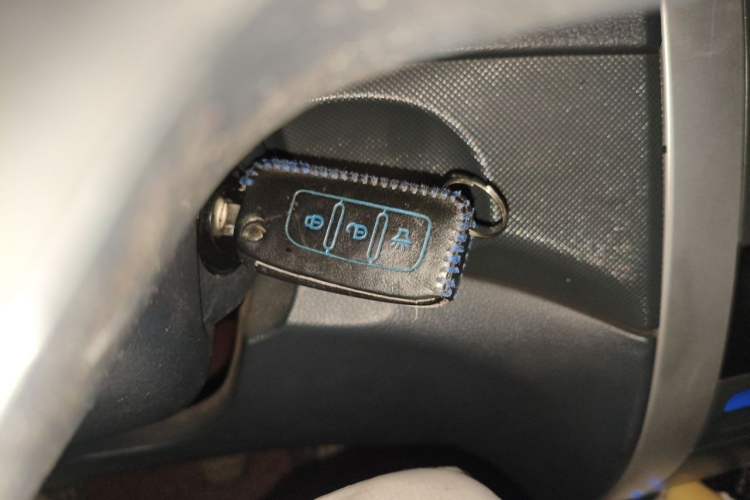 Used Foton Tunland 2015 2.8T Diesel Two-Wheel Drive Entry Version BJ493ZLQ4 Vehicle Key