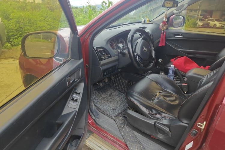 Used Foton Tunland 2015 2.8T E5 Diesel Two-Wheel-Drive Elite Edition BJ493ZLQ4 Driver Seat