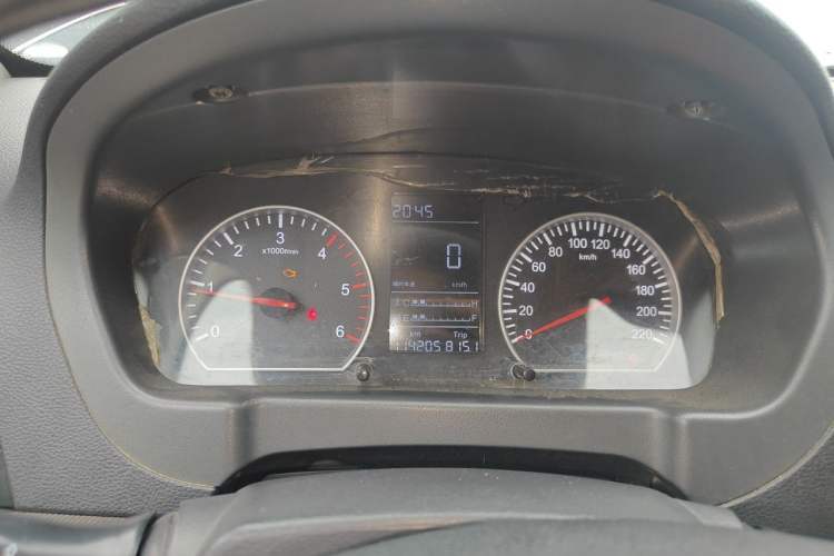 Used Foton Tunland 2015 2.8T E5 Diesel Two-Wheel-Drive Elite Edition BJ493ZLQ4 Instrument Cluster