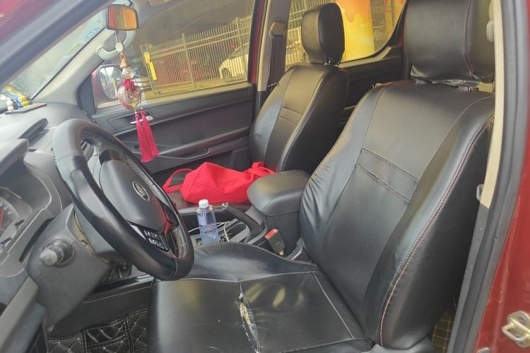 Used Foton Tunland 2015 2.8T E5 Diesel Two-Wheel-Drive Elite Edition BJ493ZLQ4 Left Front Seat