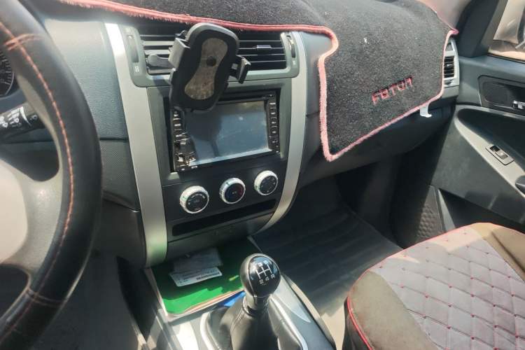 Used Foton Tunland 2015 2.8T Diesel Two-Wheel Drive Entry Version BJ493ZLQ4 Audio And AC Panel