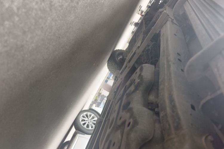 Used Foton Tunland 2015 2.8T S-Series Diesel 4x4 Elite Edition Low-Roof ISF2.8 Chassis Rear Left