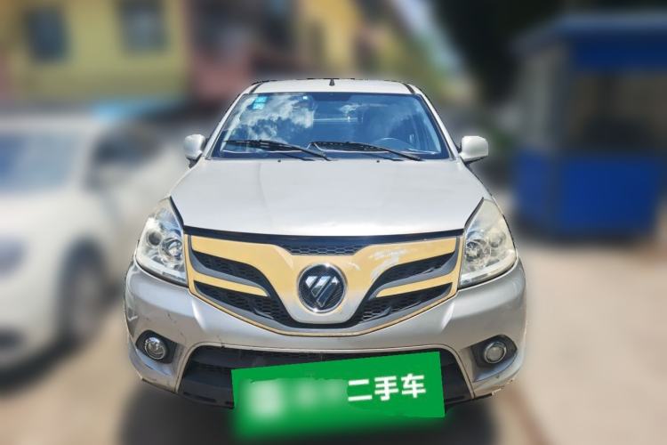 Used Foton Tunland 2015 2.8T Diesel Two-Wheel Drive Entry Version BJ493ZLQ4 Front