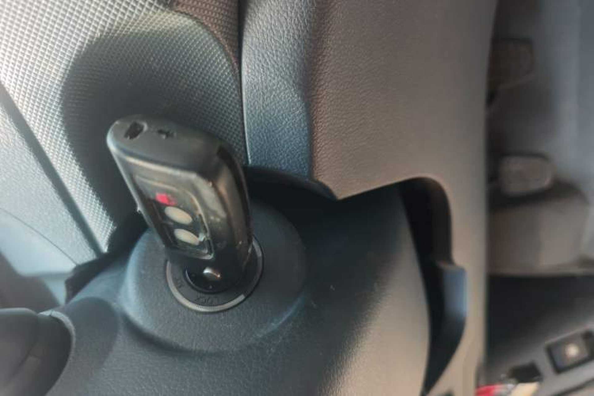Used Foton Tunland 2015 2.8T Diesel Two-Wheel Drive Entry Version BJ493ZLQ4 Vehicle Key