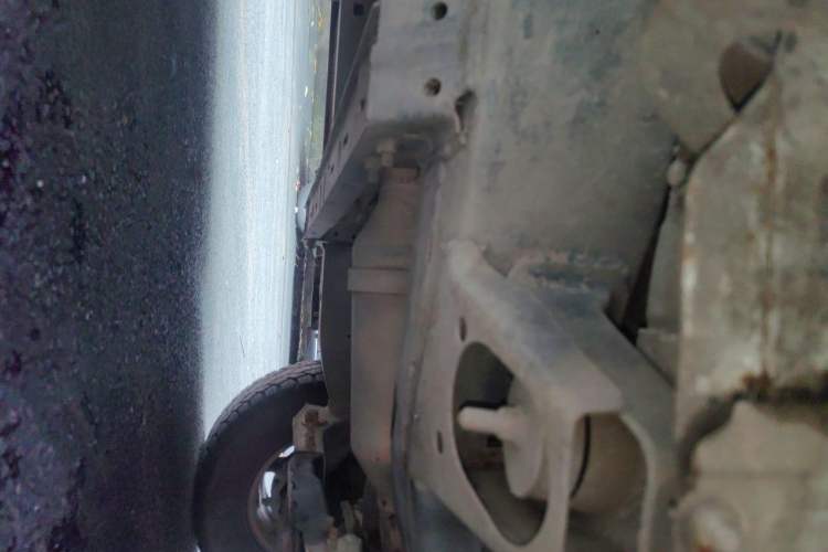 Used Foton Tunland 2015 2.8T Diesel Two-Wheel Drive Entry Version BJ493ZLQ4 Chassis Front Right
