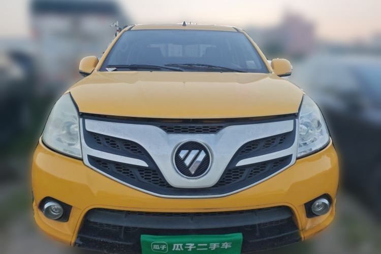 Used Foton Tunland 2015 2.8T S-Series Diesel Two-Wheel-Drive Elite Edition Low Roof ISF2.8 Front