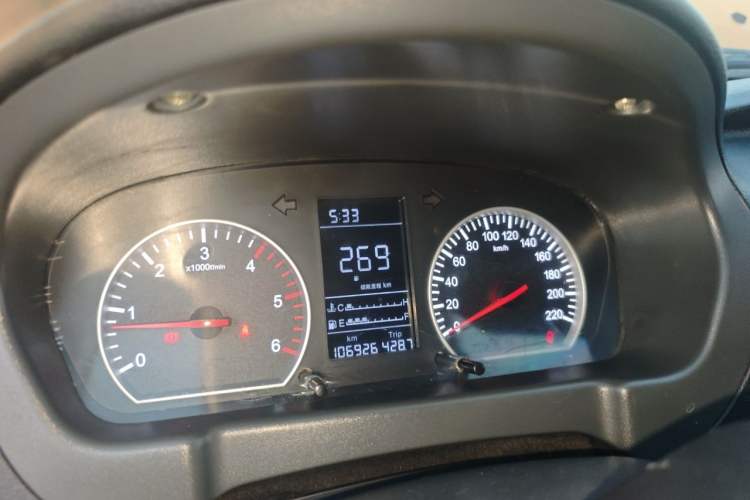 Used Foton Tunland 2015 2.8T S-Series Diesel Two-Wheel-Drive Elite Edition Low Roof ISF2.8 Instrument Cluster