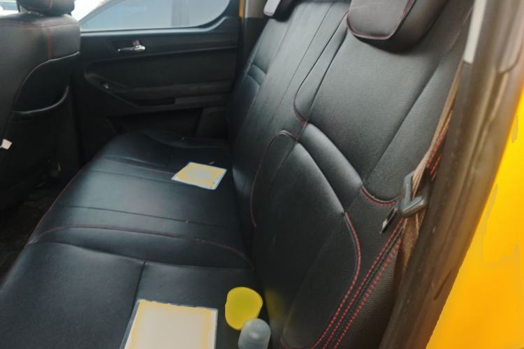 Used Foton Tunland 2015 2.8T S-Series Diesel Two-Wheel-Drive Elite Edition Low Roof ISF2.8 Left Rear Seat