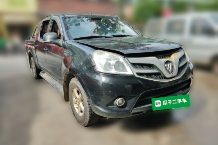 Used Foton Tunland 2016 2.8T E3 Diesel Long Wheelbase Two-Wheel Drive Comfort Edition BJ493ZLQ4 Front Right 45 Deg