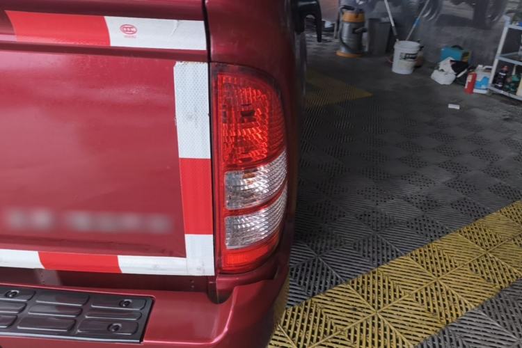 Used Foton Tunland 2016 2.8T E5 Diesel Two-Wheel Drive Elite Edition ISF2.8 Right Rear Taillight