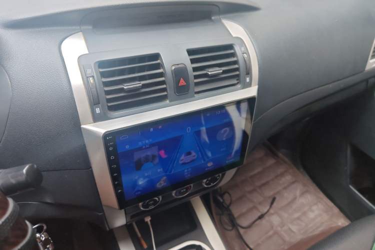 Used Foton Tunland 2016 2.8T E3 Diesel Long Wheelbase Two-Wheel Drive Comfort Edition BJ493ZLQ4 Audio And AC Panel