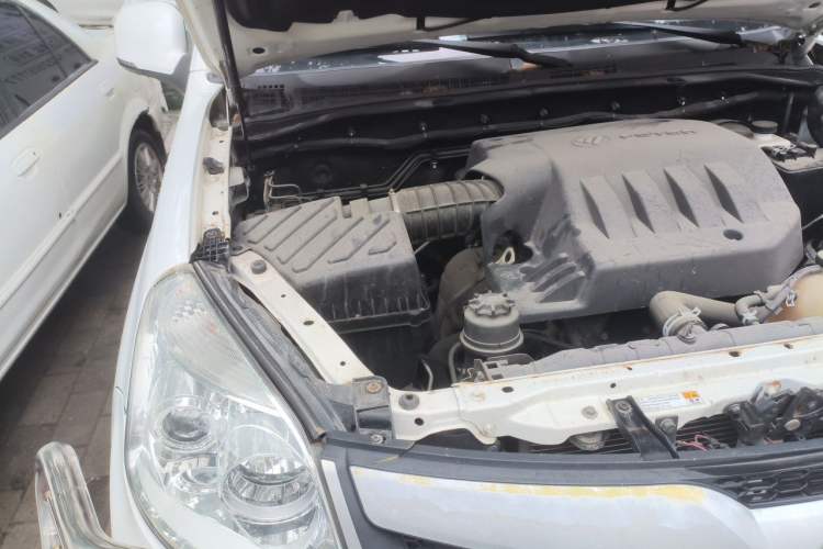 Used Foton Tunland  Engine Bay Right