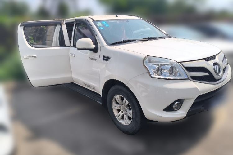 Used Foton Tunland 2016 2.8T E5 Two-Wheel-Drive Comfort Version Long Wheelbase 4J28TC2 Front Right 45 Deg