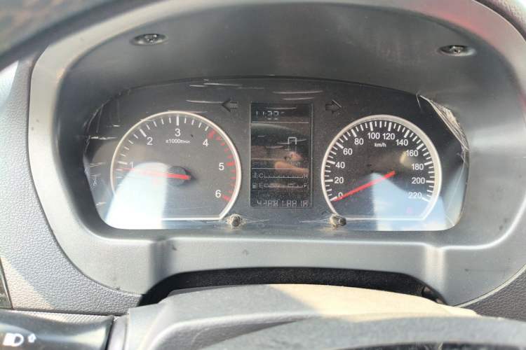 Used Foton Tunland 2016 2.8T E5 Two-Wheel-Drive Comfort Version Long Wheelbase 4J28TC2 Instrument Cluster