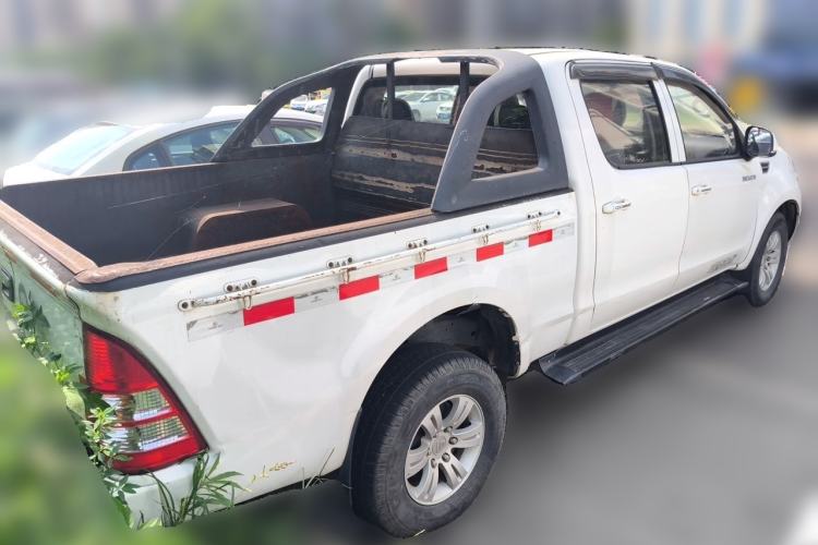 Used Foton Tunland 2016 2.8T E5 Two-Wheel-Drive Comfort Version Long Wheelbase 4J28TC2 Rear Right 45 Deg