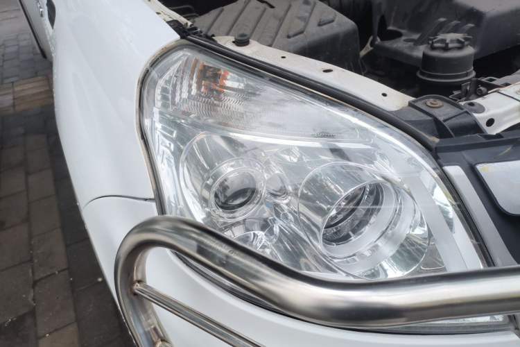 Used Foton Tunland  Right Front Headlight