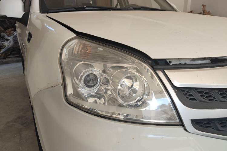 Used Foton Tunland 2016 2.8T E3 Diesel 4x4 Comfort Edition 4J28TC2 Right Front Headlight