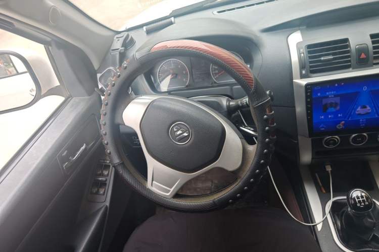 Used Foton Tunland 2016 2.8T E3 Diesel Long Wheelbase Two-Wheel Drive Comfort Edition BJ493ZLQ4 Steering Wheel