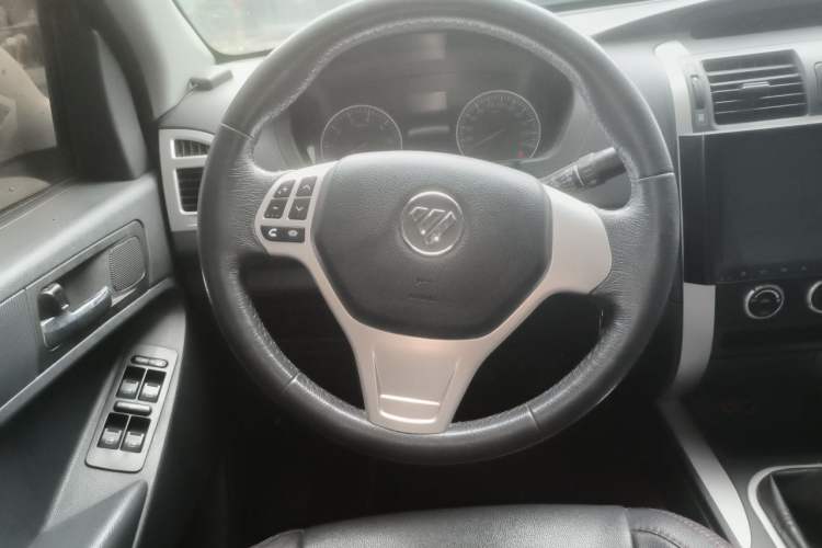 Used Foton Tunland  Steering Wheel