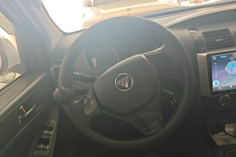 Used Foton Tunland 2016 2.8T E3 Diesel 4x4 Comfort Edition 4J28TC2 Steering Wheel