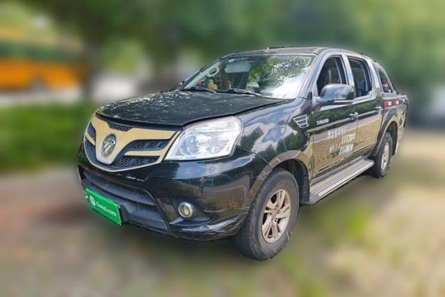 Used Foton Tunland 2017 2.8T E-Series Diesel Two-Wheel Drive Comfort Version with Low Cargo Bed China V Emission Standard