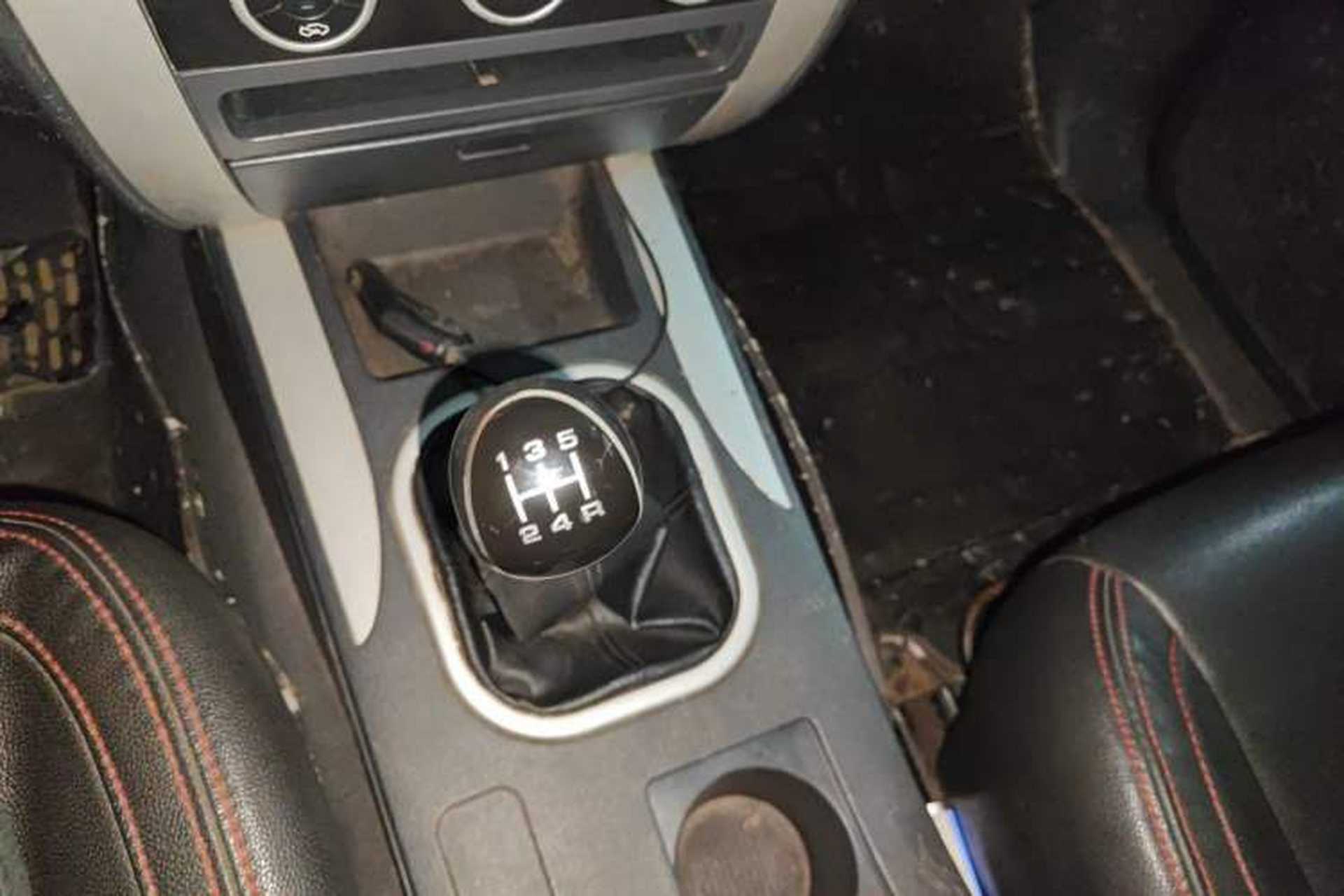 Used Foton Tunland 2017 2.8T E3 Diesel Two-Wheel Drive Extended Comfort Version BJ493ZLQ4 Gear Lever